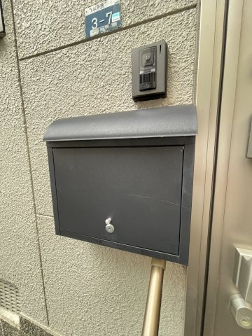 下山手通7丁目貸家Bのその他