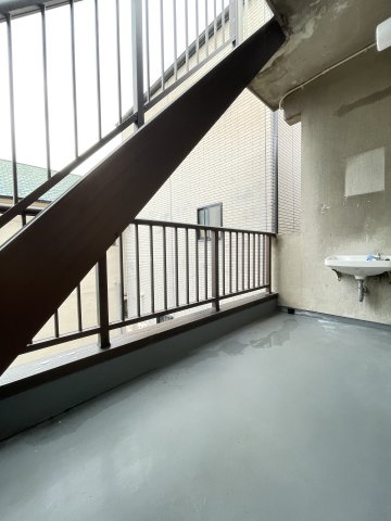 下山手通7丁目貸家Bのその他