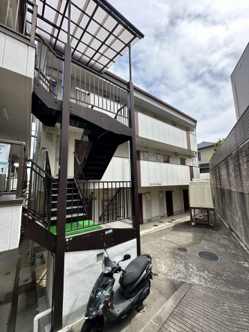 パイントーリ南郷の外観