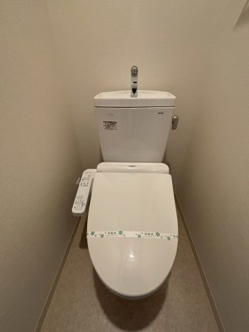 エステムコート難波Ⅶビヨンドのトイレ