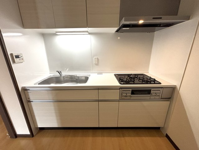 テングッド西新南のキッチン