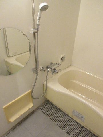 西新テングッドシティSAVOYの浴室