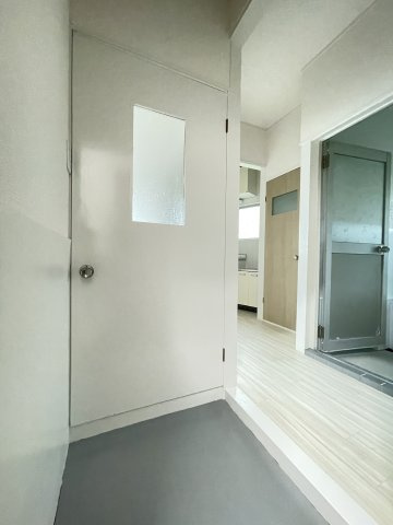 シエル中山手の玄関