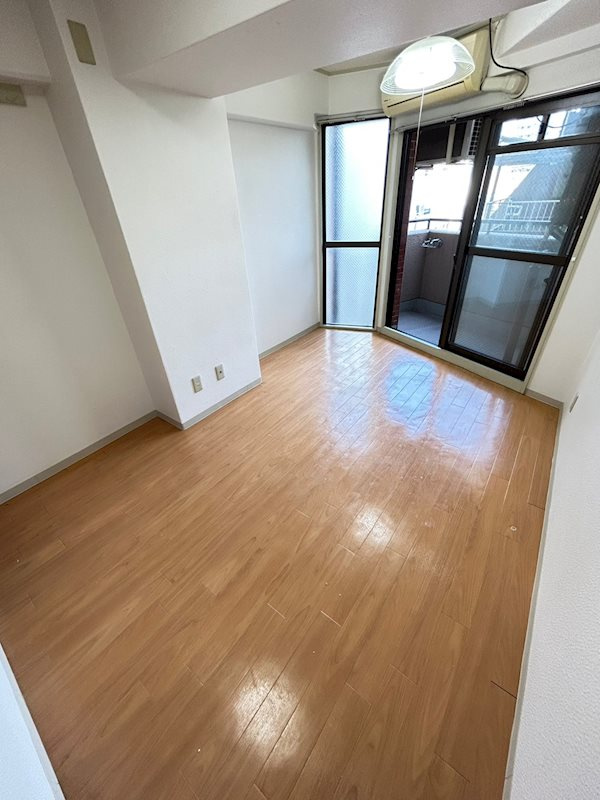 ライオンズマンション神戸元町第２の居間・リビング
