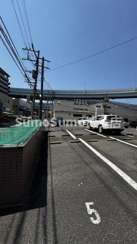 エスポワール空港通りの駐車場
