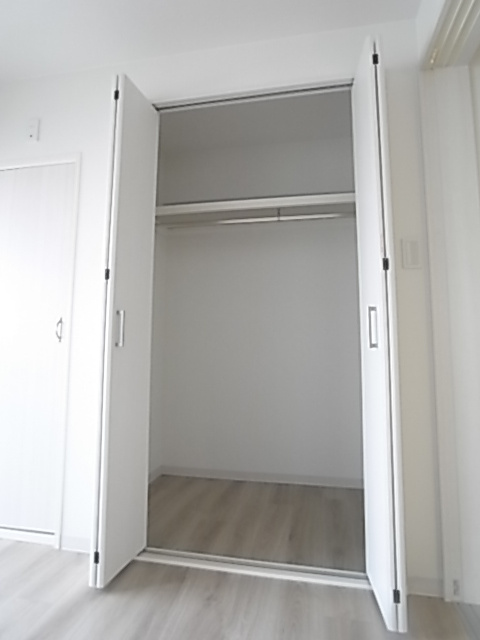 光南荘マンションの収納