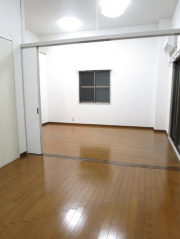 川崎市麻生区上麻生２丁目の賃貸マンションの寝室