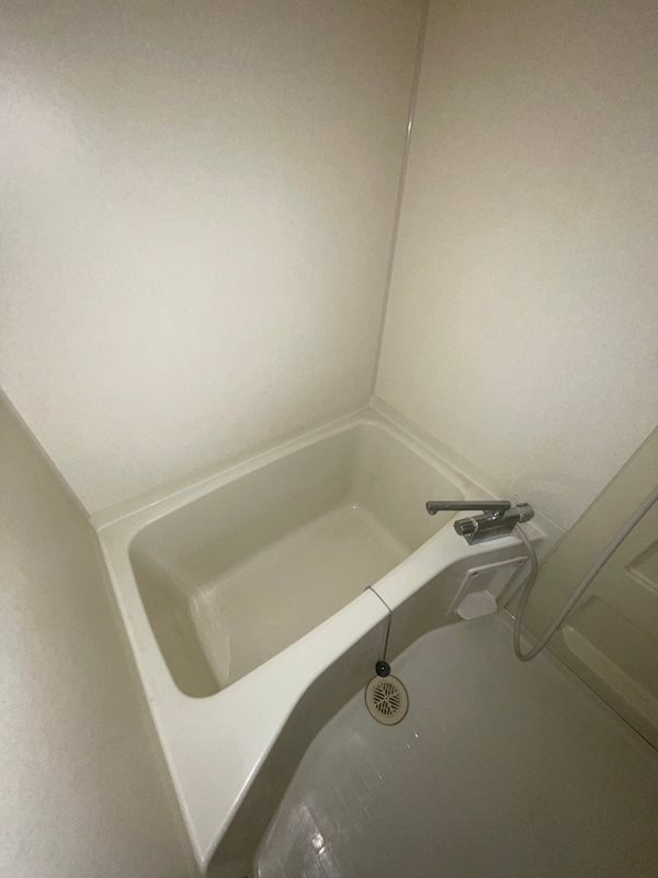 プレッツァ西宮の浴室