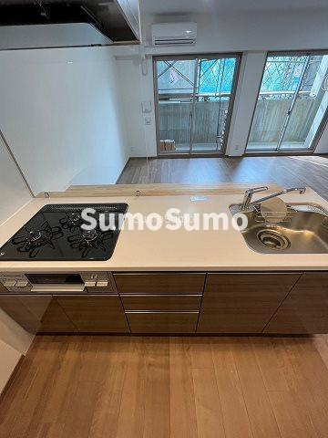 スプランディッド難波WESTⅢのキッチン