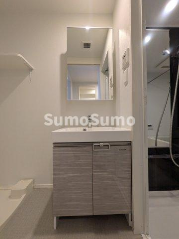 エンクレスト呉服町の独立洗面台