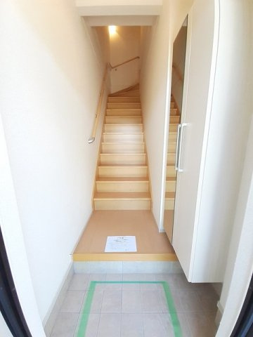 夢野ハイツの玄関