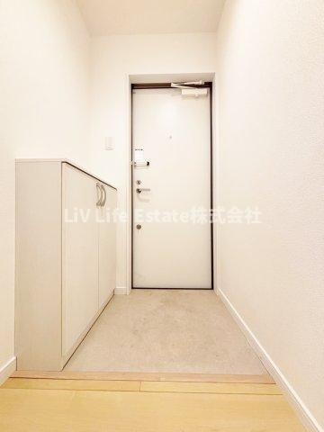 ＬＵＸＩＳひばりヶ丘の玄関