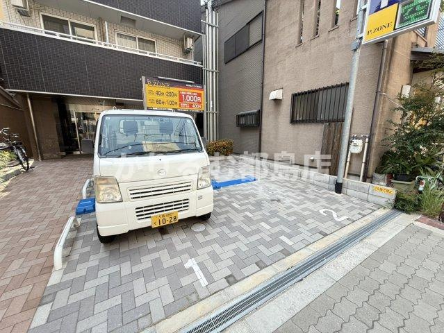 スペランツァⅡ都島の駐車場