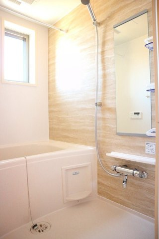 セレッソ入輪戸Ⅰの浴室|お風呂で日々の疲れを落としましょう