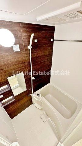 ＬＵＸＩＳひばりヶ丘の浴室|同仕様写真