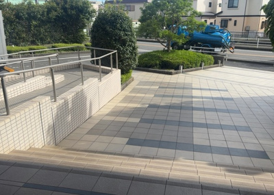 【内装】 | ディースクエアさがみ野 | 共用部分は、一棟の建物に住む区分所有者全員が共同で所有するとし、共用部分の管理、補修などは、区分所有者で形成される管理組合が行います。個人の判断で勝手に変更することはできませんので覚えておきましょう。