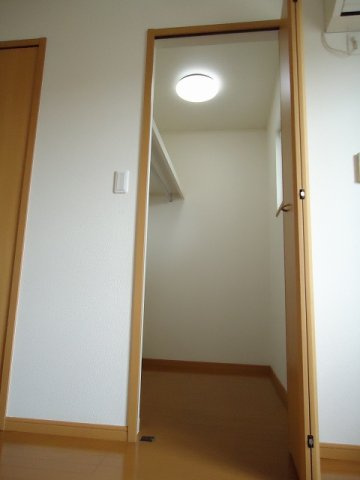 ファイン　シーダーの設備|たっぷりとした収納スペースです