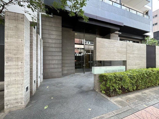 サンクタス浅草レジデンスのエントランス|落ち着いたエントランスです