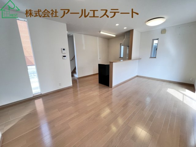姫路市網干区浜田　　山陽電鉄「網干駅」徒歩13分の居間・リビング