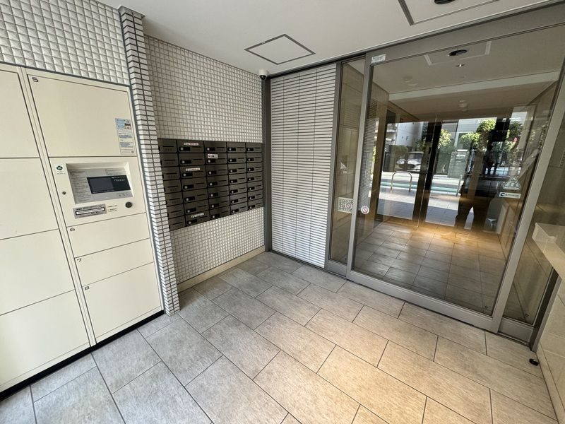 CODE西宮甲子園口のエントランス