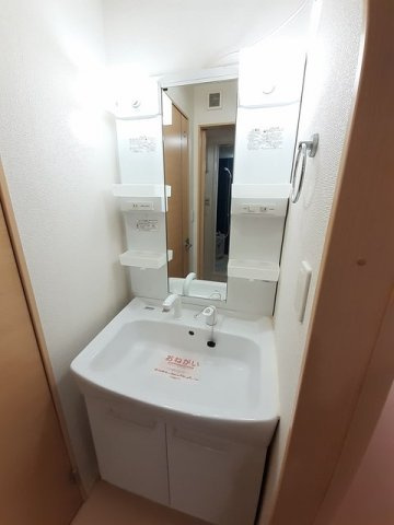 フィオーレ　Ａの洗面所
