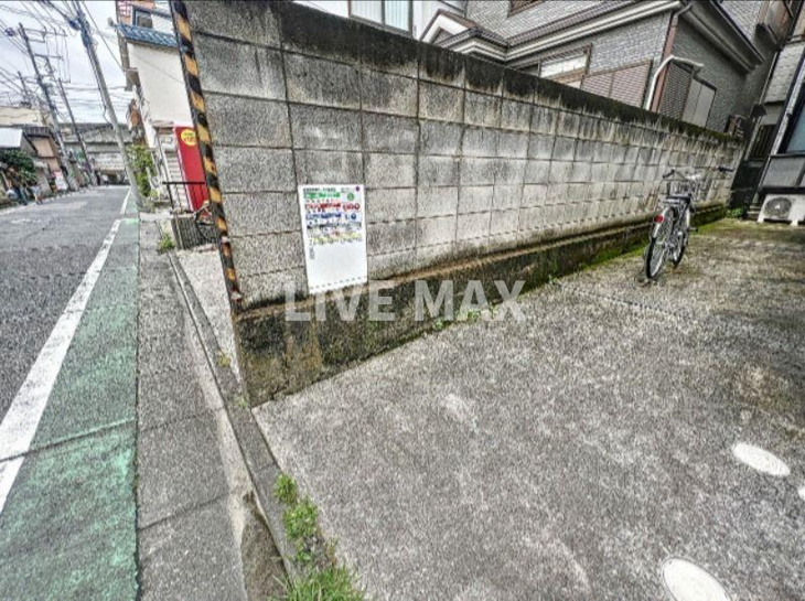 【エントランス】ローゼンシュトラウス 