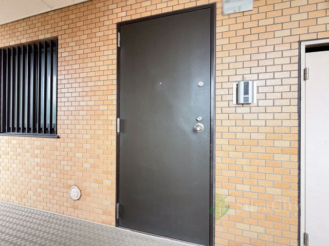 ライオンズマンション沼袋第2のその他共用部分|玄関ドア