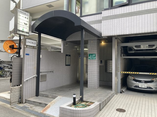 大阪市中央区上汐２丁目の店舗事務所の外観