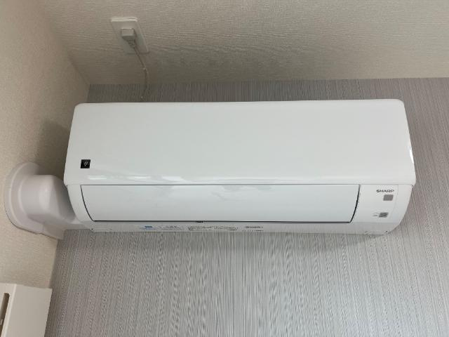 ロイヤルコート・Ａの設備|エアコン