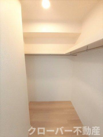 エスポワール谷町　Ａの収納