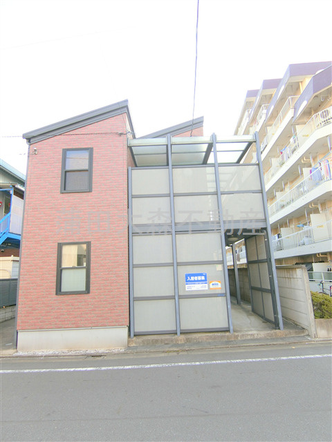 リースランド矢口A棟の外観