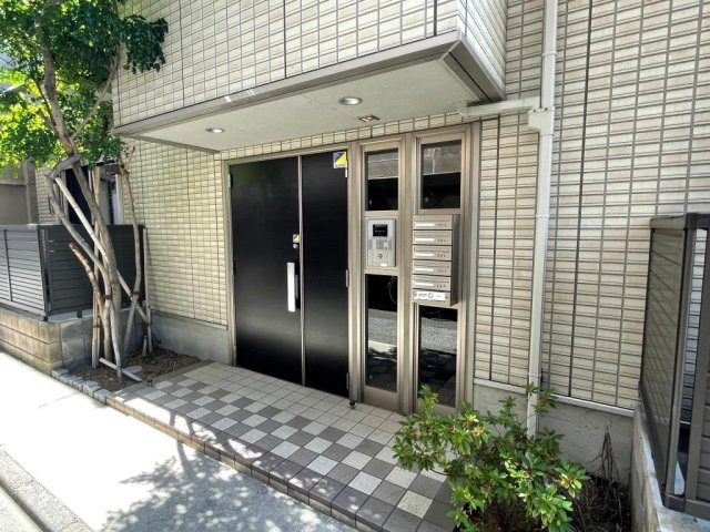 ペーシェ・スシーナのエントランス