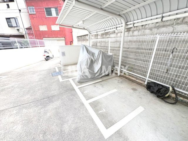 【駐車場】エスリード大阪シティーウエスト 