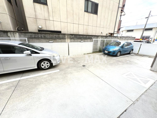 【駐車場】エスリード大阪シティーウエスト