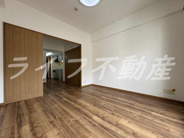 ヴェール・カステージュ深江北の内装|明るい室内です