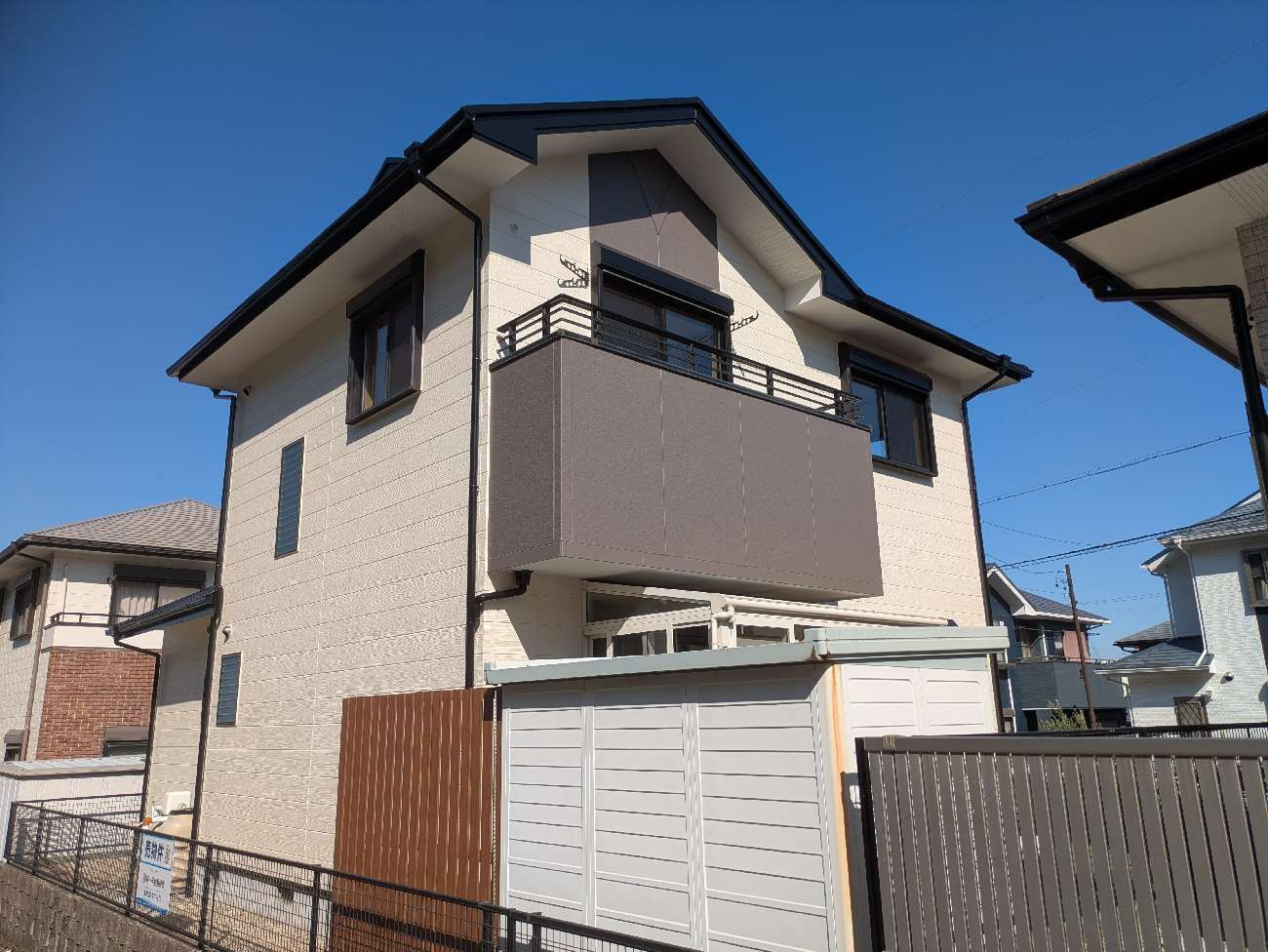 四日市市大矢知新町の居間・リビング