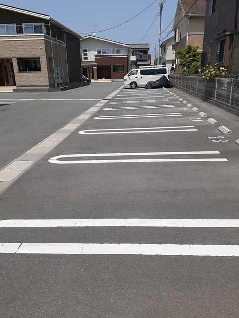 セレスⅠの駐車場|駐車スペースもあります☆