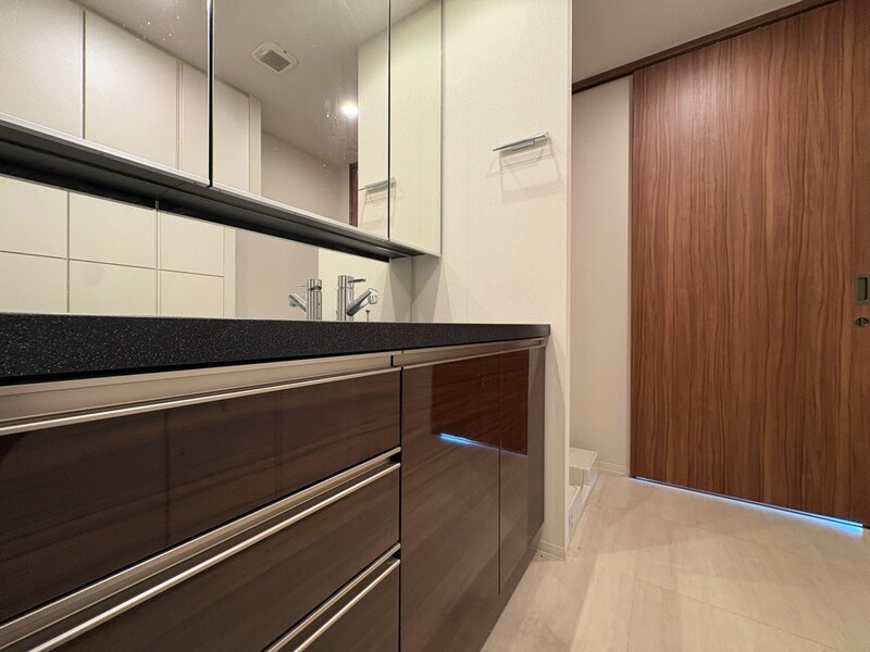 ザ・パークハウス中之島タワー　西天満小の独立洗面台|洗面台