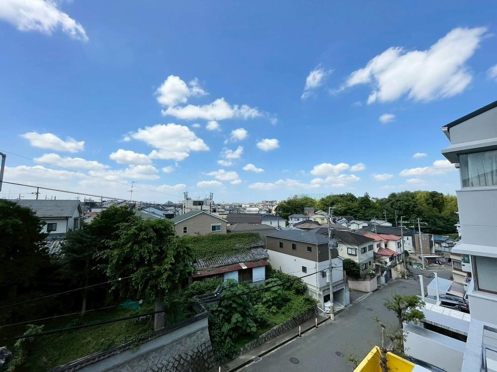 グリーンタウン東香里マンションC棟の展望|■物件内覧・資金計画相談・住宅ローン相談、リフォーム相談、お問合せ受付中■
※当日・翌日のご内覧、ご相談はお電話でのお問合せがスムーズです！