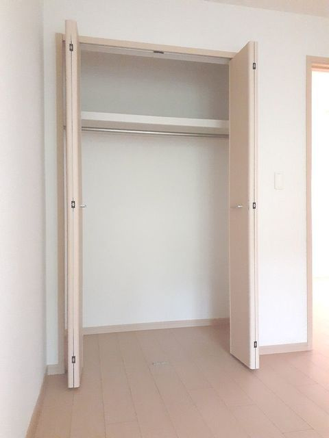 プレジャー　アイの収納