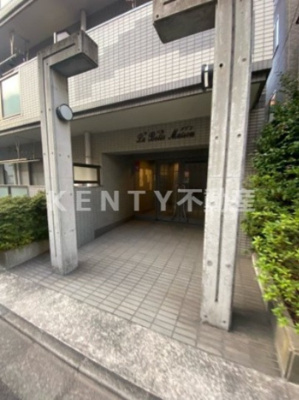 【エントランス】 | ラ・ベル・メゾン | 建物の内部です