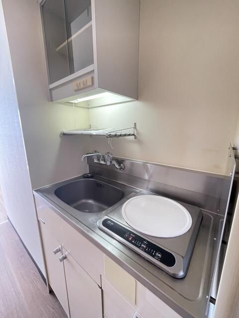 横浜市磯子区磯子２丁目の賃貸マンションのキッチン