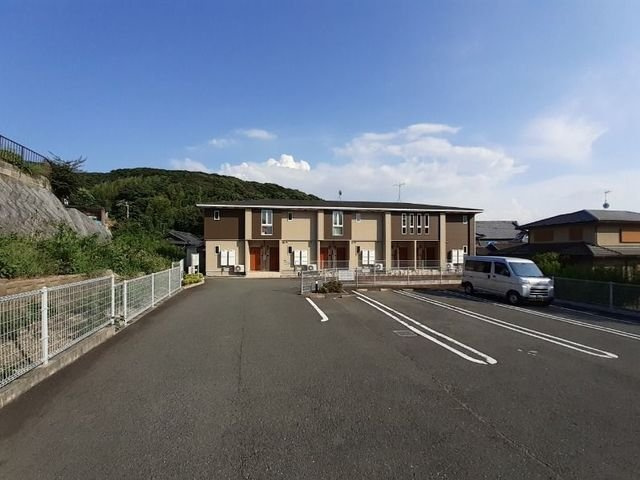 【駐車場】 | グレイス | 駐車場完備です