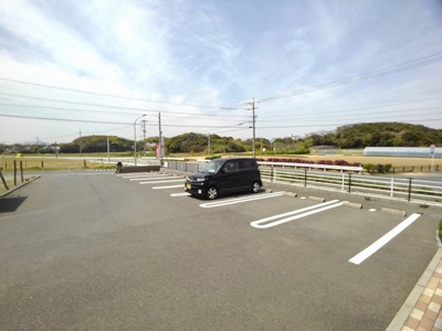 【駐車場】 | セイバリープレイスＡ | 駐車スペースもあります