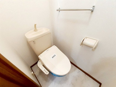 【トイレ】 | エスポワール高野　Ｂ | ゆったりとした空間のトイレです