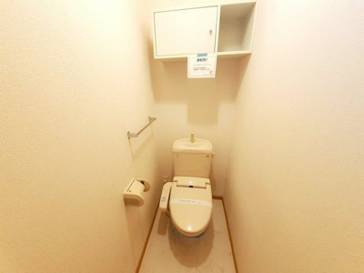 【トイレ】 | サンフラワー・アべニューＢ | ゆったりとした空間のトイレです