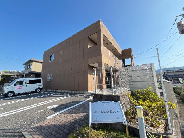 【外観】 | メゾンスミレン | 外観写真（昼）