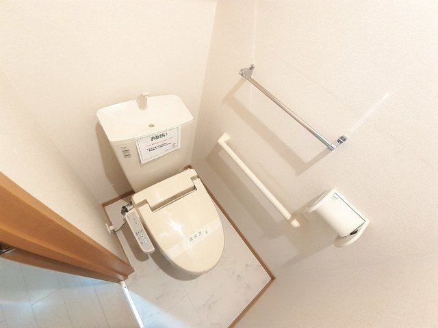 【トイレ】 | ＣＲＯＳＳ　ＷＡＶＥ嵐山 | 落ち着いたトイレです