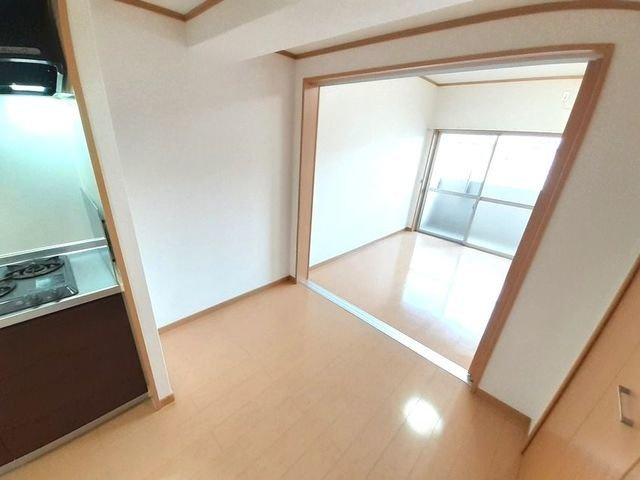 【内装】 | ＣＲＯＳＳ　ＷＡＶＥ嵐山 | 過ごしやすい室内です
