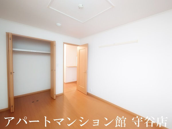 キャッスルアヴェニューCの寝室